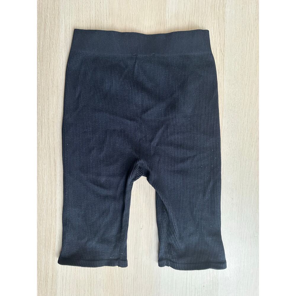 Zara Black Ribbed Biker Short - Size XS - Mint